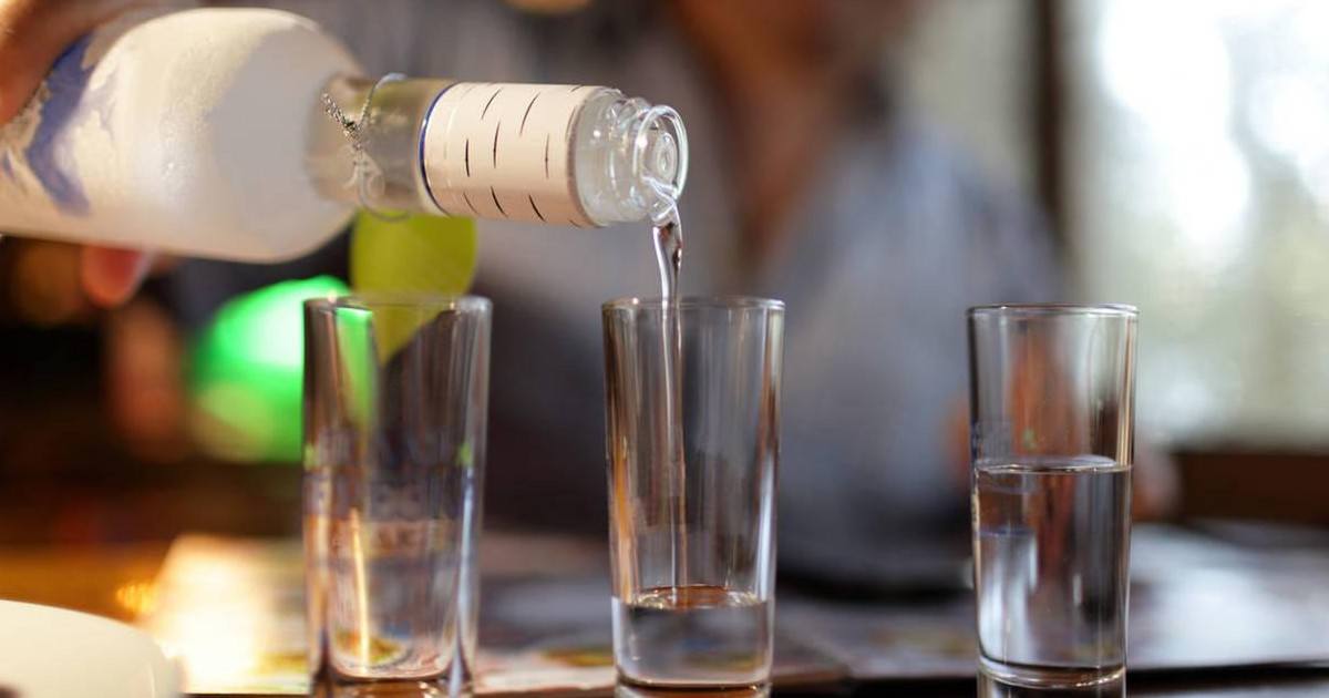 Déclaré mort d'un coma éthylique, il se réveille et retourne boire un verre