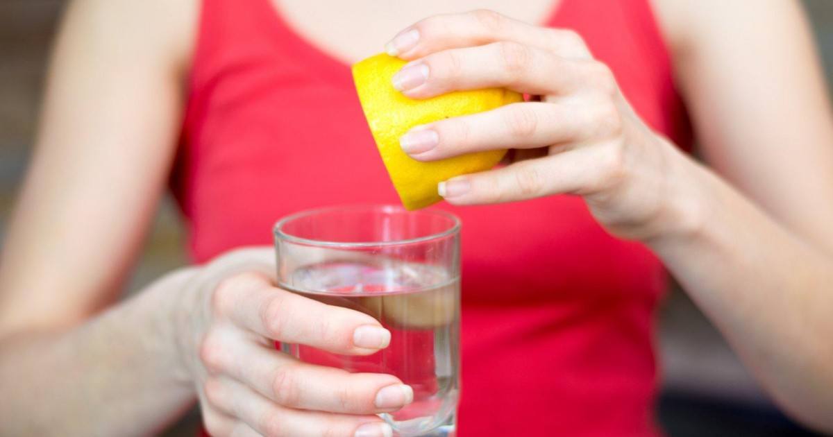 Comment dégonfler votre ventre grâce à une boisson ayurvédique au citron