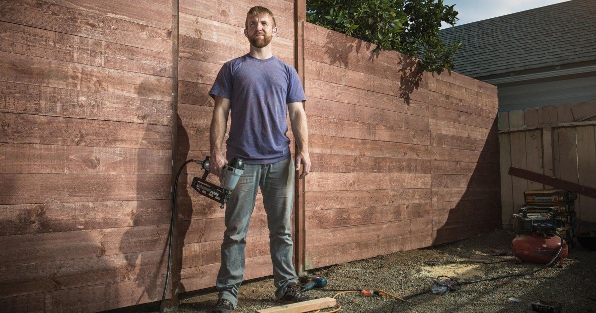 Les femmes sont toutes émoustillées par les hommes bricoleurs !