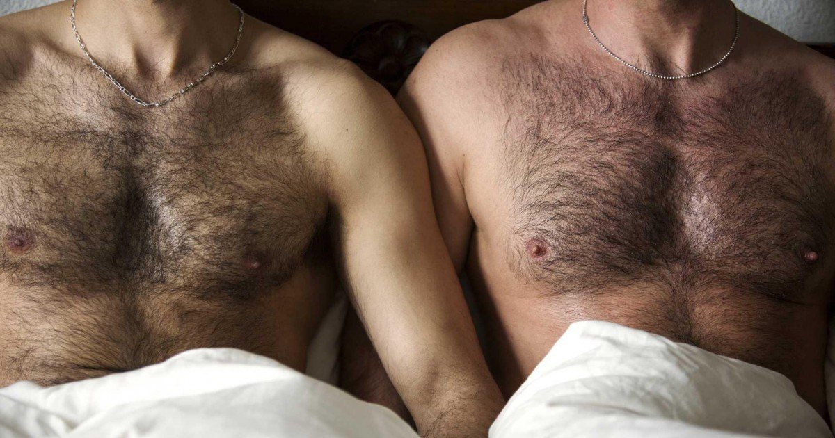 Voilà pourquoi les hommes au torse velu sont les plus cools !