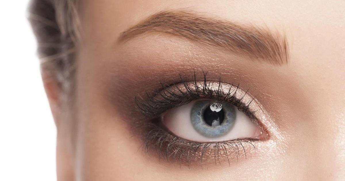 Leurs sourcils ne les mettent pas vraiment à leur avantage !