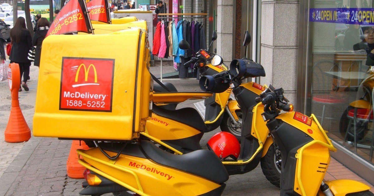 La livraison à domicile : vous en rêviez, McDonald’s l’a fait !