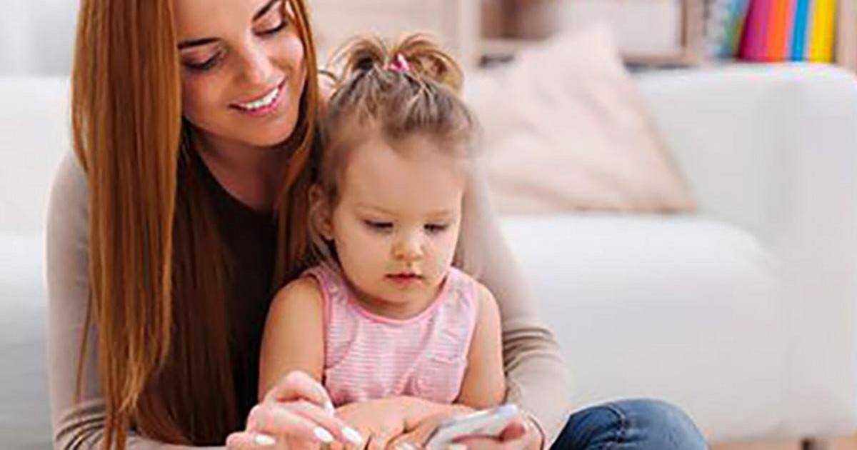 Les parents accros au portable donnent le mauvais exemple aux enfants