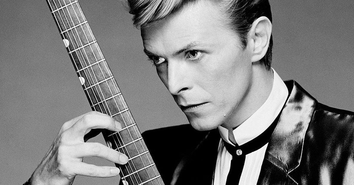 Une pétition adressée à Dieu exige la résurrection de David Bowie