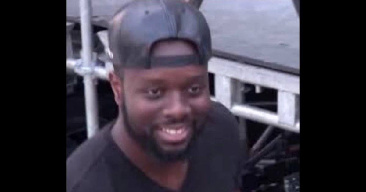 Une photo de Maître Gims sans ses lunettes de soleil fait le buzz