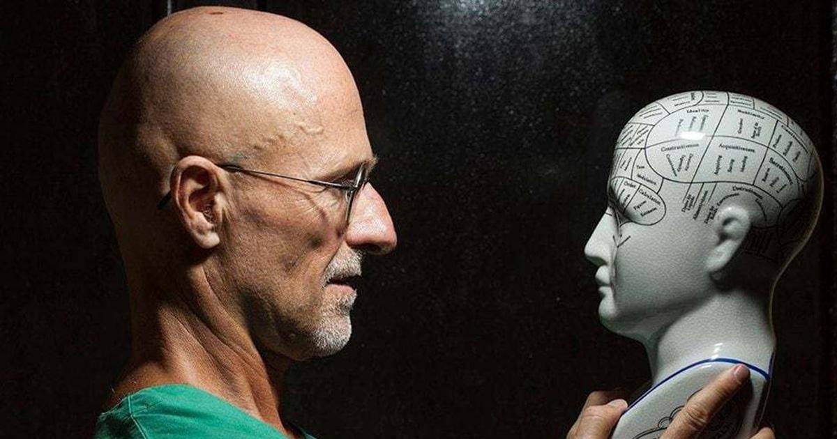 La première transplantation de tête humaine se déroulera en 2017