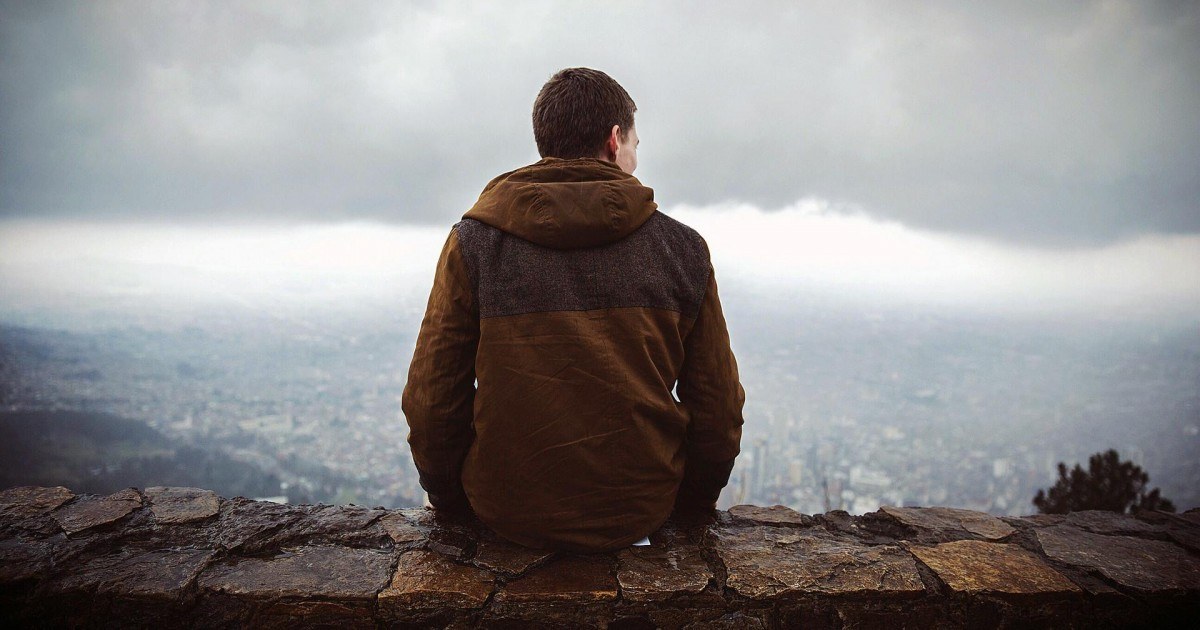 Que faire quand votre copain devient distant pour pas le perdre