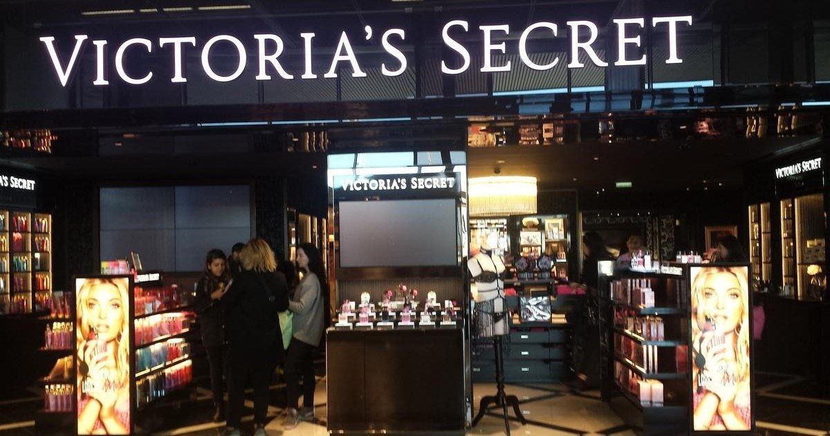 Les employés de la marque Victoria Secret révèlent les histoires croustillantes