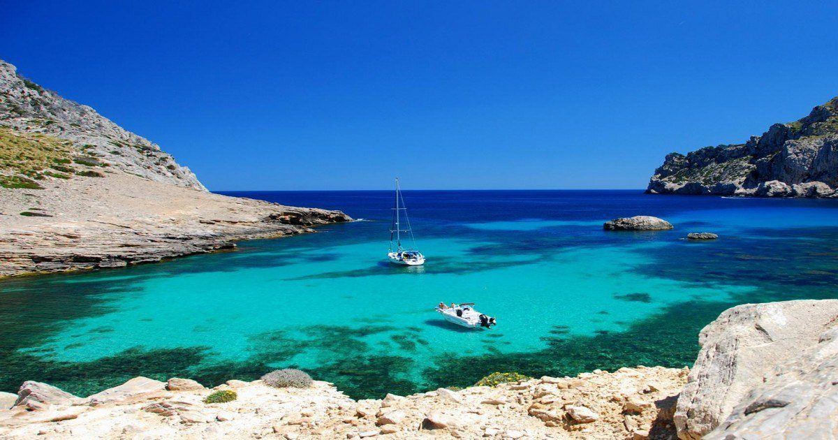 Les plages les plus insolites du monde à découvrir lors de vos voyages