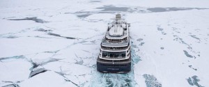 Voyage sur les eaux polaires avec le navire Le Commandant...