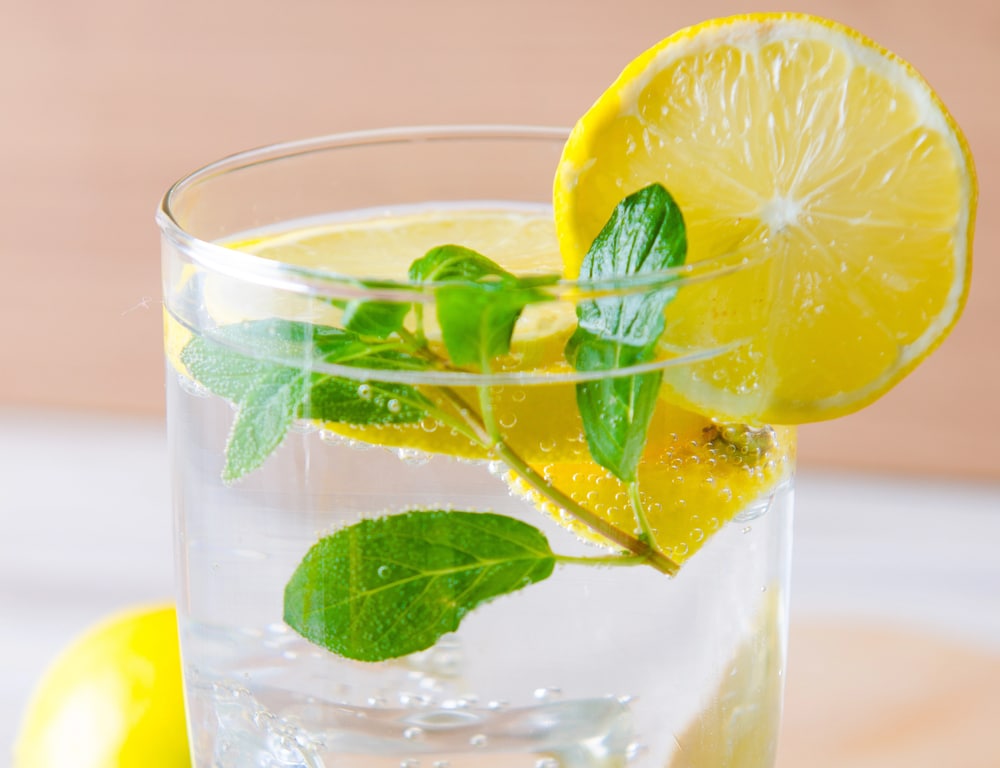 Eau au citron